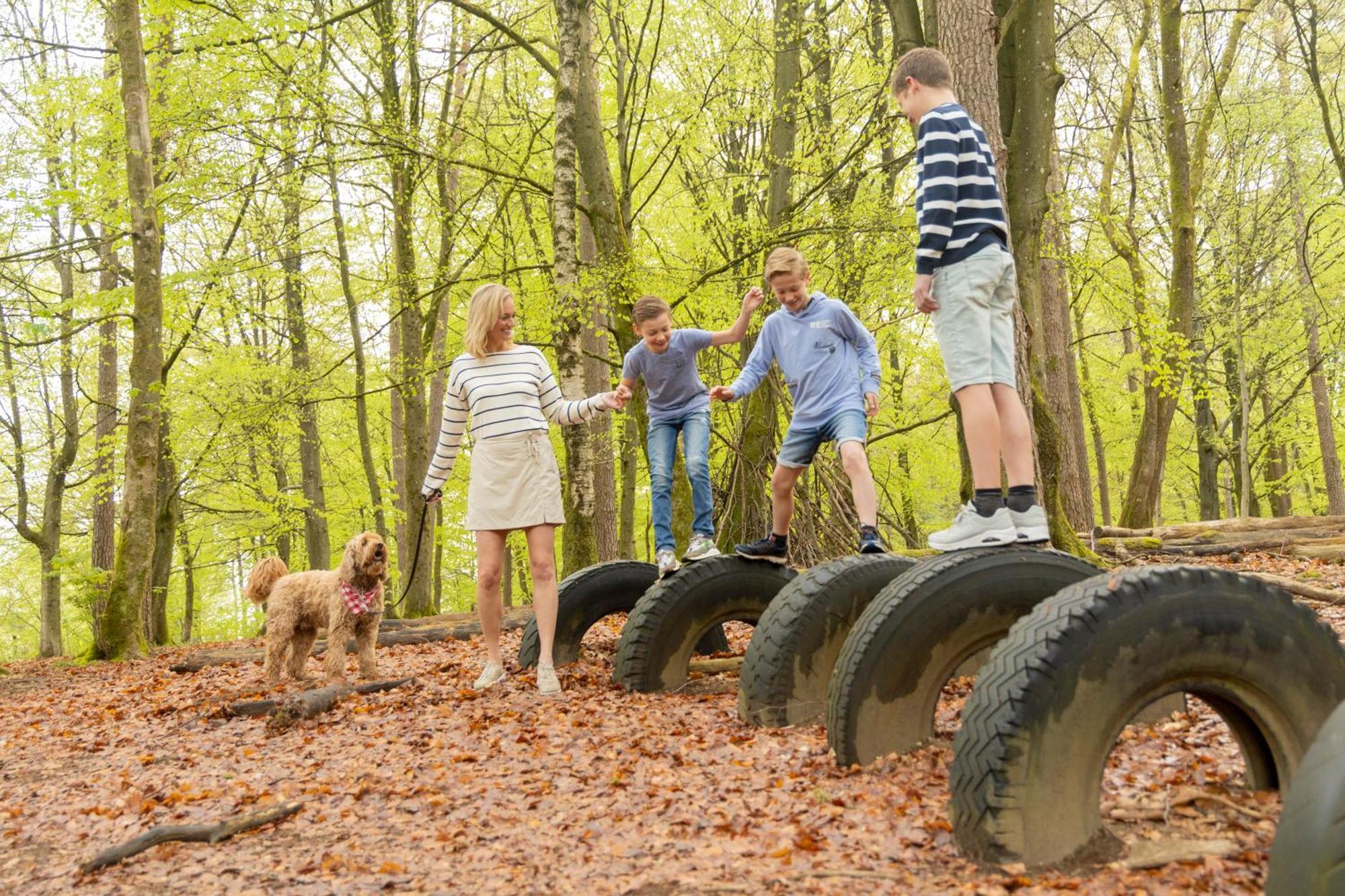 Ardennen Camping Bertrix Esterno foto
